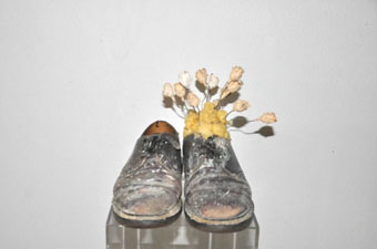 Lawrence Carroll, Untitled (Shoes), 1997/98